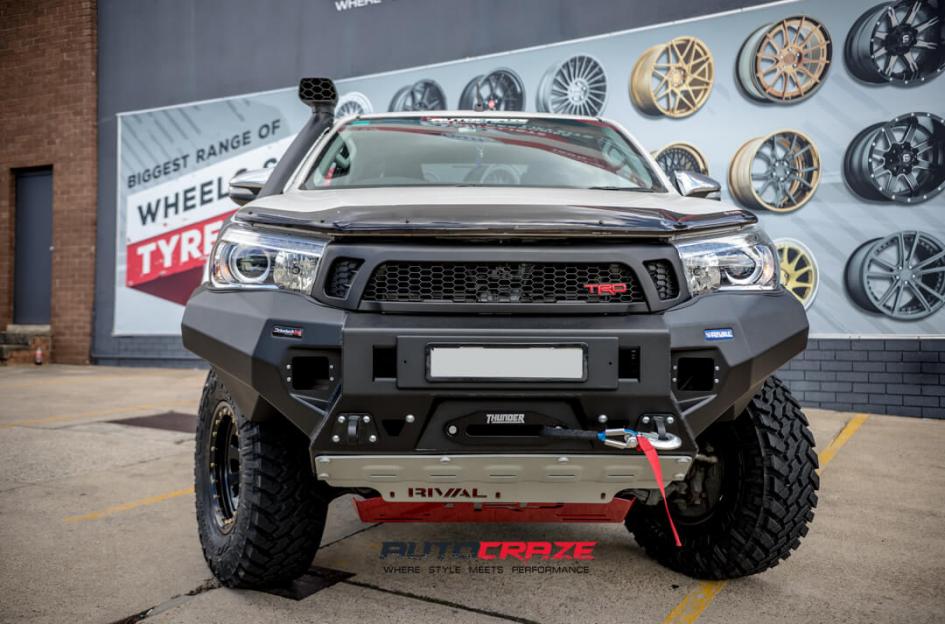 TOYOTA HILUX N80 4WD D LOCKER BLACK